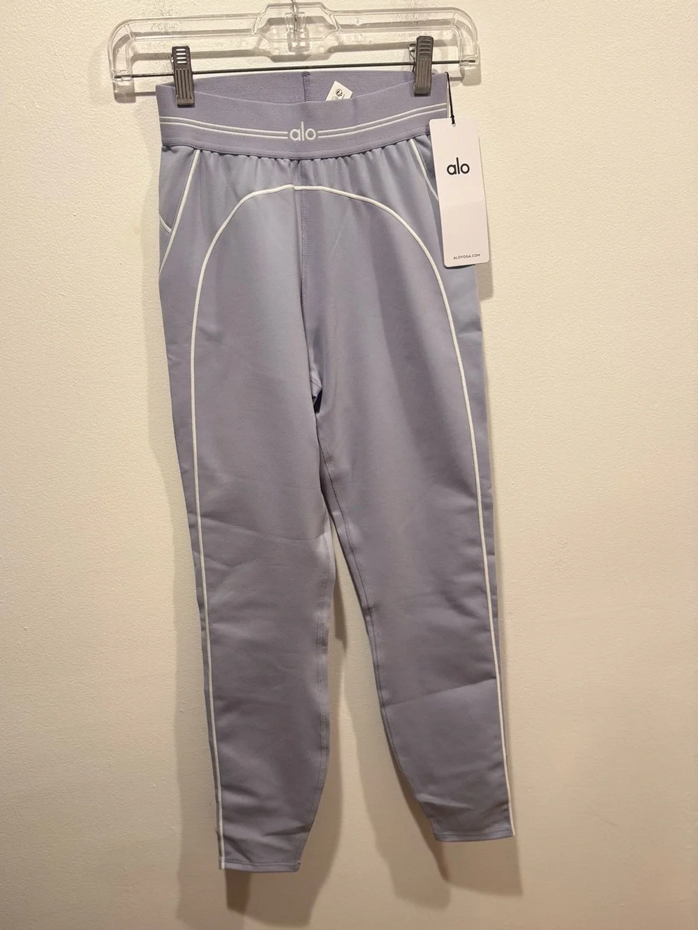 ALO Yoga Airbrush High-Waist 7/8 Heart Throb Legging
